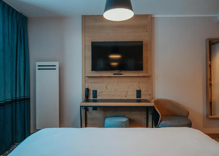 Hotell L'eden Des Cimes - Bleues - Belle Plagne 2100