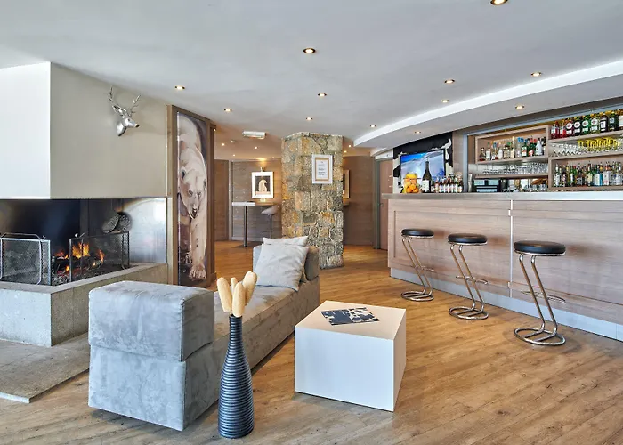 Hotell L'eden Des Cimes - Bleues - Belle Plagne 2100 3*